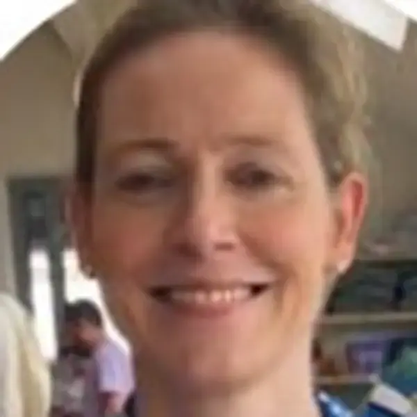 Dr Katherina Tober